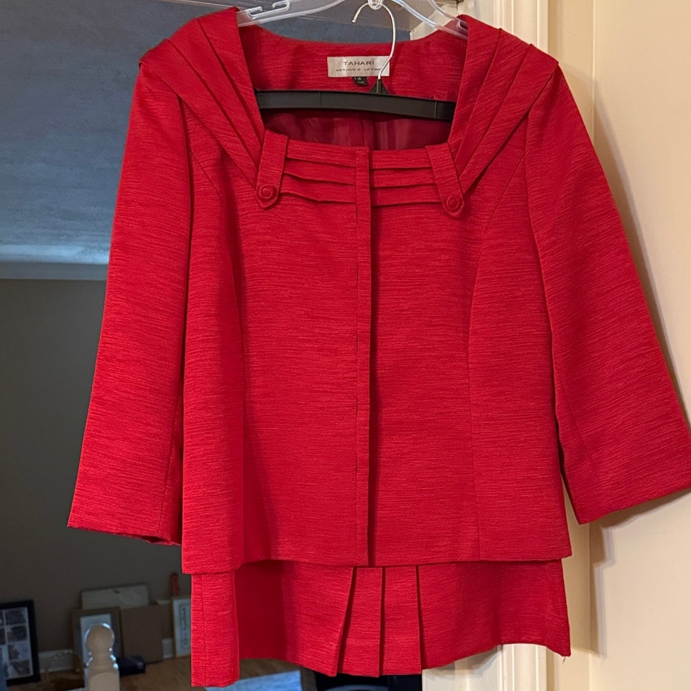 Tahari Vibrant Red Women's Blazer